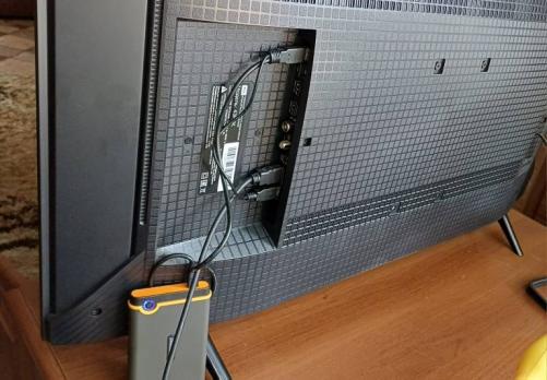 43" (109.22 см) Телевизор TCL 43P7K